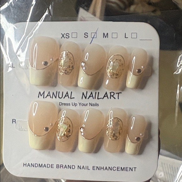 Nails - Picture 2 of 4